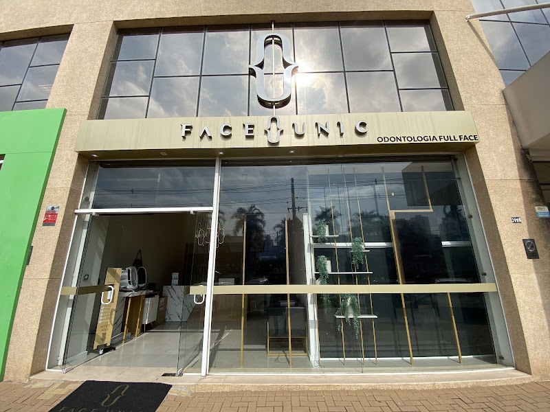 Foto de Face Unic Alphaville