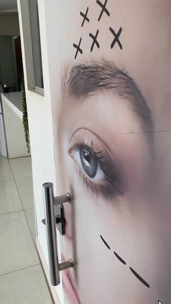 Foto 2 de Facelook - Harmonizaçāo Facial e Odontologia em Sete Lagoas