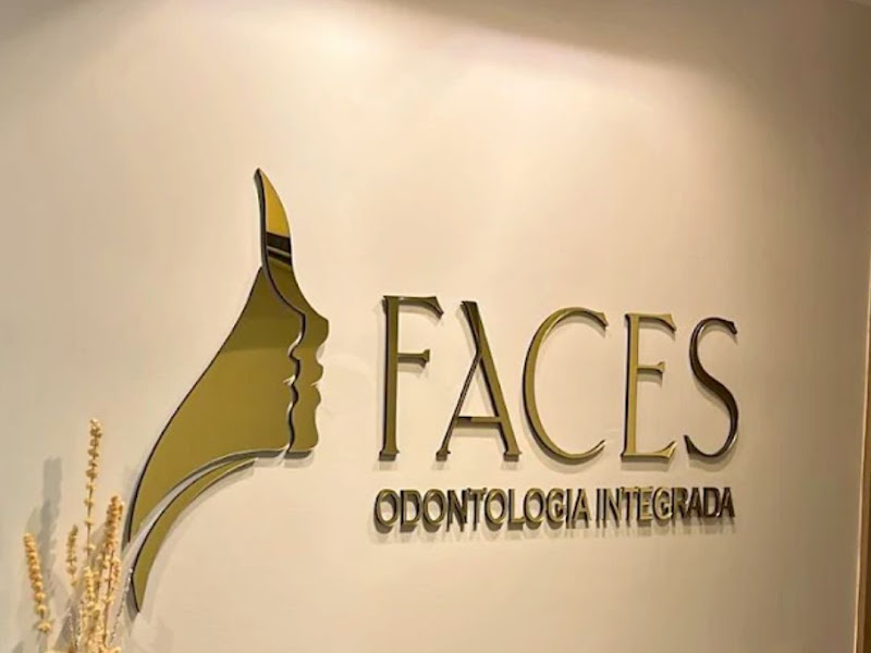Foto de Faces - Odontologia Integrada | Implantes e Harmonização Facial
