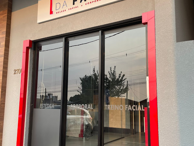 Foto 3 de Facial Academy