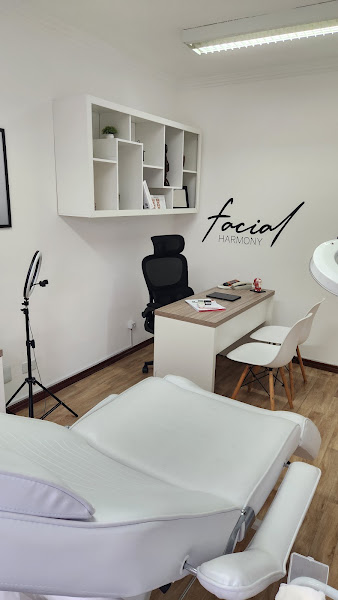Foto de Facial Harmony Saúde e Estética Avançada | Dra. Caroline Marinho