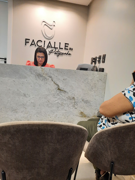Foto 2 de FACIALLE By Paty Cunha