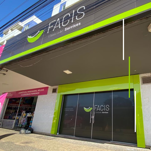 Foto 2 de Facis Odontologia Taguatinga - Implante Dentário, Invisalign, Prótese protocolo, Lente de Contato e Facetas