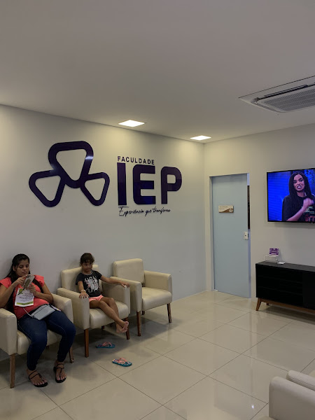 Foto 2 de FACULDADE IEP