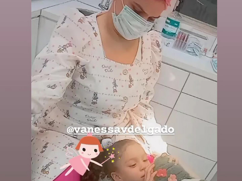 Foto 3 de Família de dentista