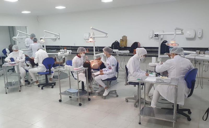 Foto 2 de FAREFF – Faculdade Refferencial de Odontologia