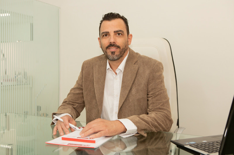 Foto 2 de Fares Dallal Odontologia - Clínica Odontológica - Implante Dentário - Dentista Goiânia