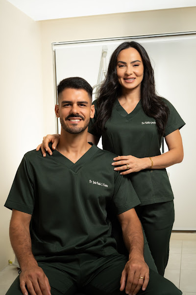 Foto 2 de Favero Odontologia | Implantes | Prótese e Facetas | DTM e Bruxismo | Aparelhos | Harmonização Facial