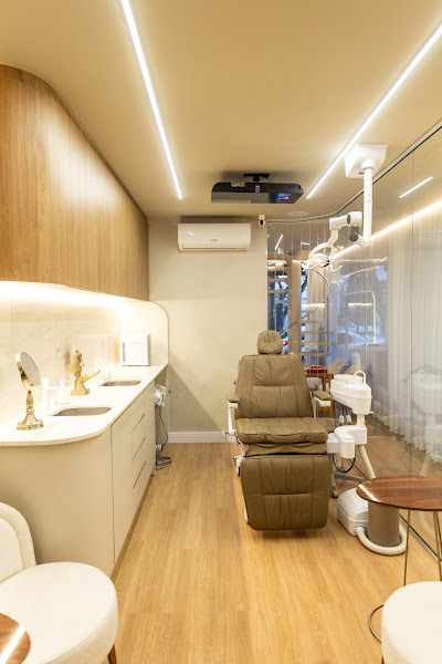 Foto 3 de FB Clinic - Odontologia de alta performance | Dentista Praia Brava / Balneário Camboriú