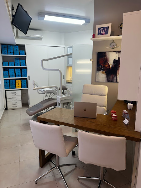 Foto 2 de Fernanda Henkin Odontologia