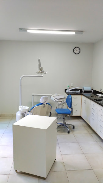 Foto 3 de Fernando Amado Jr - Cirurgião Dentista