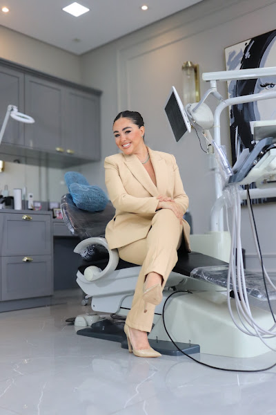 Foto 3 de Fla - Flávia Jardim - Odontologia Estética