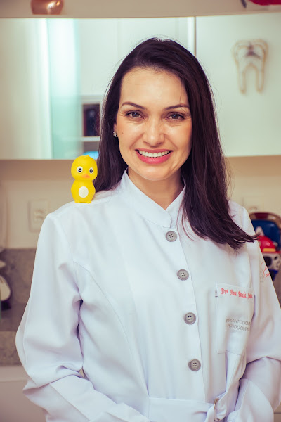 Foto 2 de Flávia Arão Milions Ortodontista