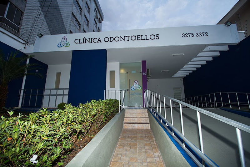 Foto 2 de Flávio Escobar Ortodontia Invisível