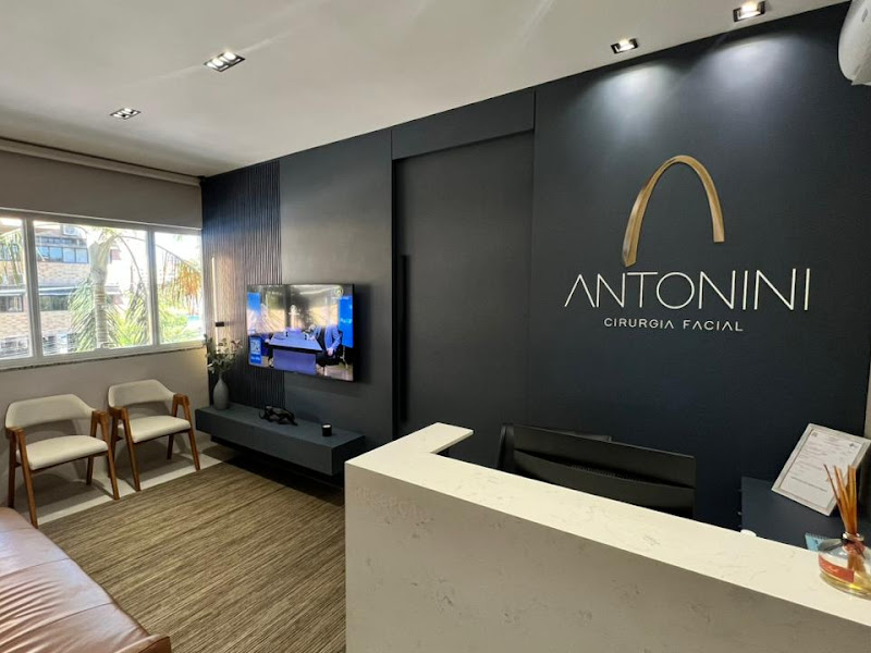 Foto 3 de Flávio Tomazi Cirurgia Bucomaxilofacial