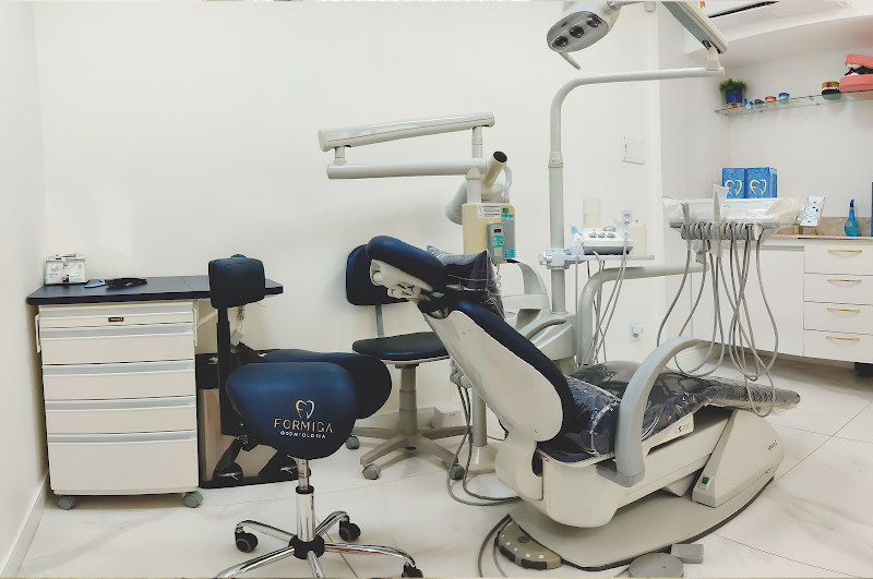 Foto 3 de FORMIGA ODONTOLOGIA