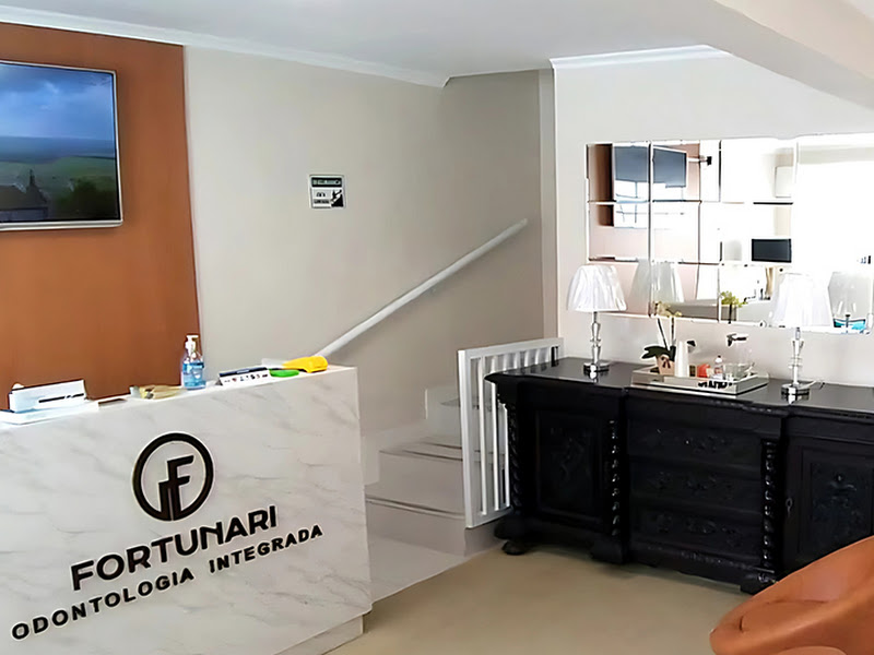 Foto de Fortunari Odonotologia Integrada | Referência em Prótese e Implantes | Especialistas em Esculpimento Dental