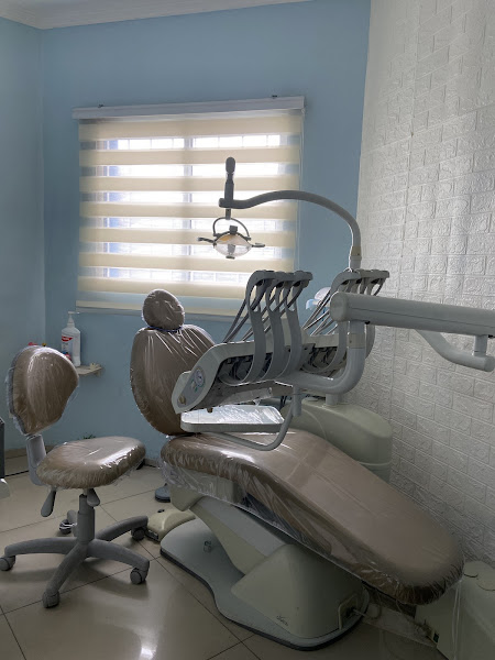 Foto 2 de Fthomazi Odontologia e Estética