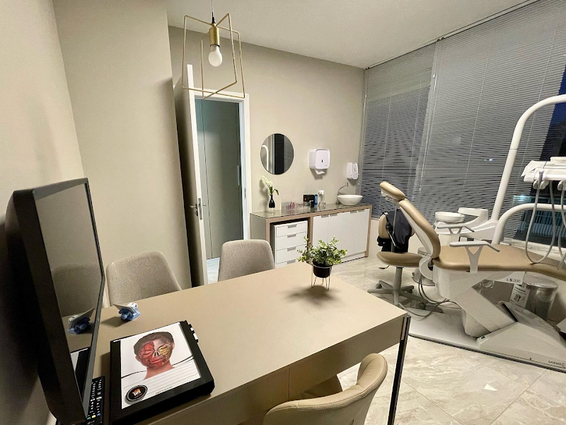 Foto 2 de Furuya, Naomi