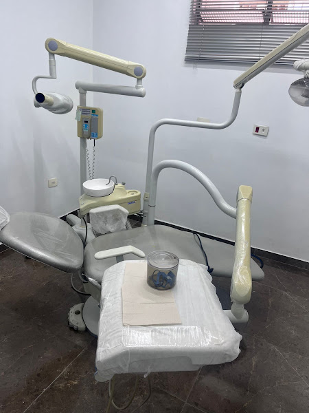 Foto 2 de G. DI GESU ODONTOLOGIA
