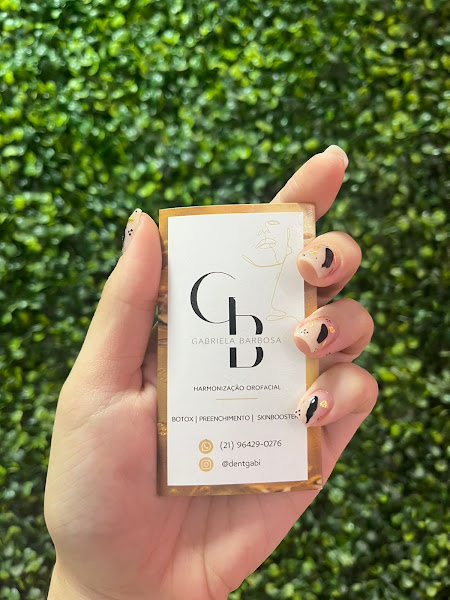 Foto 3 de Gabi Barbosa Harmonização Orofacial