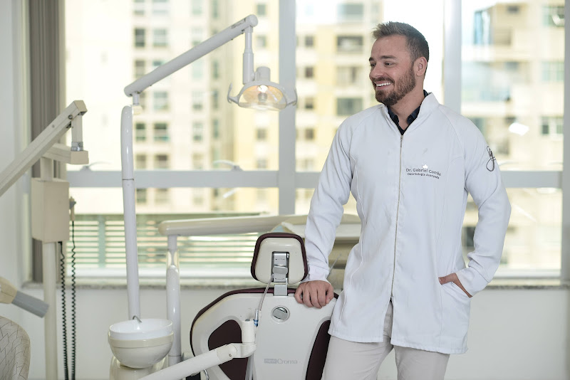 Foto 2 de Gabriel Corrêa- Implantes Dentários