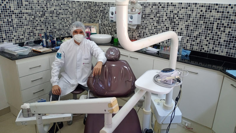 Foto 3 de Gabriel Moura Leite - Dentista em Nova Iguaçu