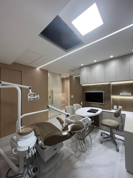 Foto 2 de Gabriela Melo - Odontologia Integral