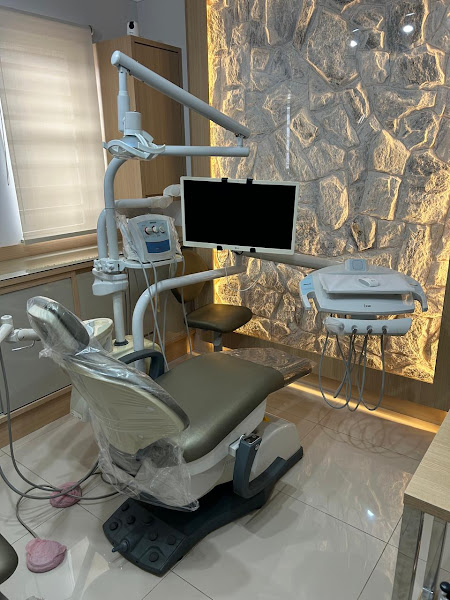 Foto 3 de Gabriela Parreira | Cirurgiã-dentista (endodontia) | Araraquara-SP