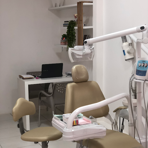 Foto 2 de Gabriella Holanda Odontologia