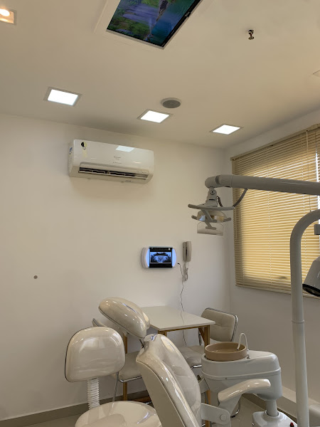 Foto 2 de Gabrielle Brito Odontologia