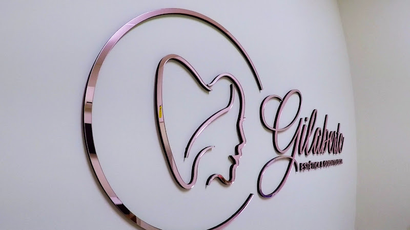 Foto 3 de Gilaberte Estética e Odontologia | Harmonização Facial | Botox | Dentista | Implante | Prótese | Centro Rio de Janeiro RJ