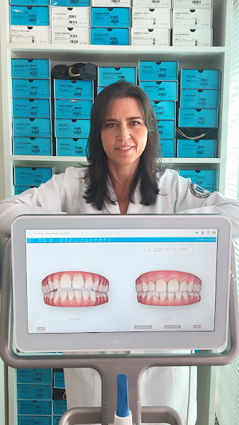 Foto 3 de GISELLE GALON ODONTOLOGIA ESTÉTICA