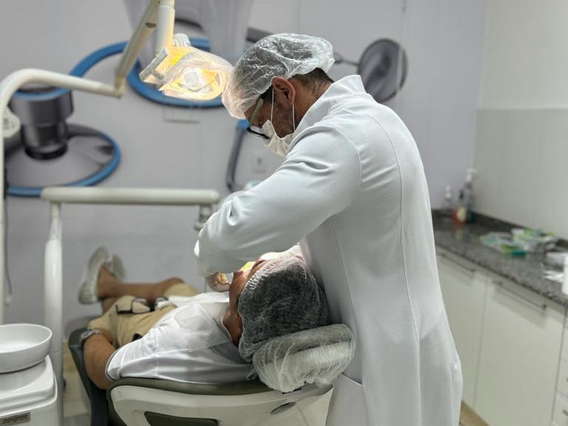 Foto 7 de GK Odontologia | Dentista, Implante, Canal, Gengiva, Estética dental e laser.