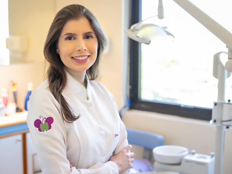 Foto 3 de Gomes, Luiza M F B