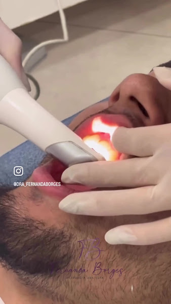 Foto 3 de Grupo Borges Odontologia | Dentista Curitiba