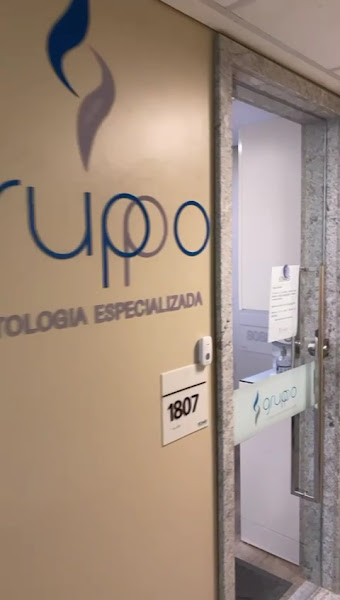 Foto 3 de Gruppo Odontologia - Periodontista em Recife - Prof. Dr Renato Vasconcelos