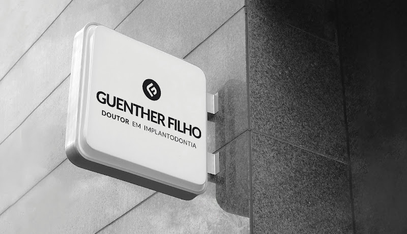 Foto 2 de Guenther Filho - Doutor em Implantodontia
