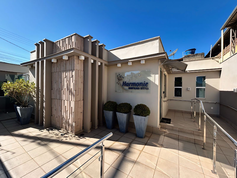 Foto 2 de Harmonie Odontologia Estética