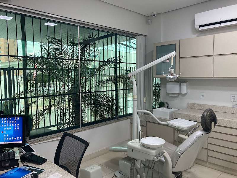 Foto 2 de HARMONIZA - ODONTOLOGIA