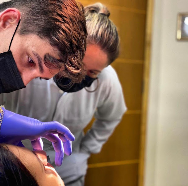 Foto 2 de Harmonização Facial - Dr. Steven Miranda