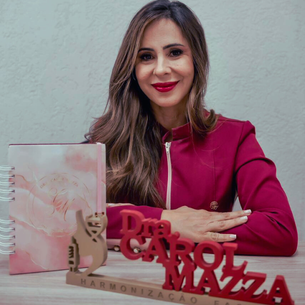 Foto 2 de Harmonização Facial - Dra. Carol Mazza