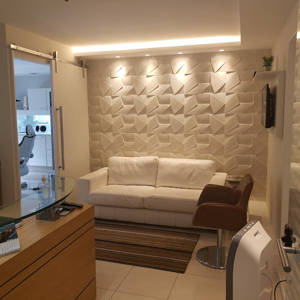 Foto 2 de Harmonização Facial e Reabilitação Oral - Dr Osvaldo F Domingues Neto