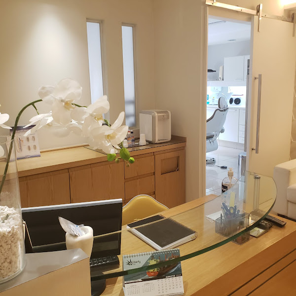 Foto 3 de Harmonização Facial e Reabilitação Oral - Dr Osvaldo F Domingues Neto