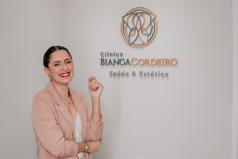 Foto 2 de Harmonização Facial Tijuca - Clinica Bianca Cordeiro
