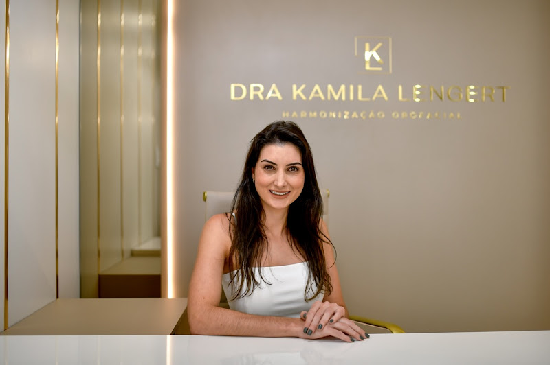 Foto 2 de Harmonização Orofacial Dra Kamila Lengert