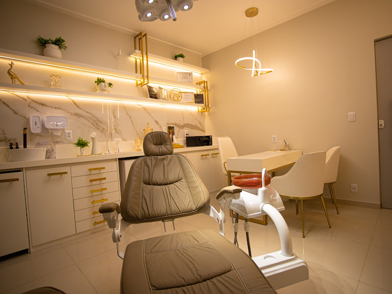 Foto 2 de Harmonizare Odontologia