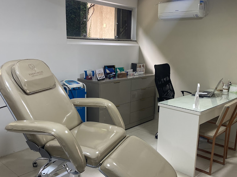 Foto 4 de Harmonize Odontologia e Estética -