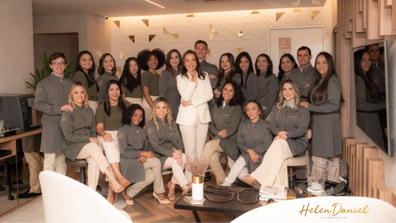 Foto 2 de Helen Daniel Odontologia