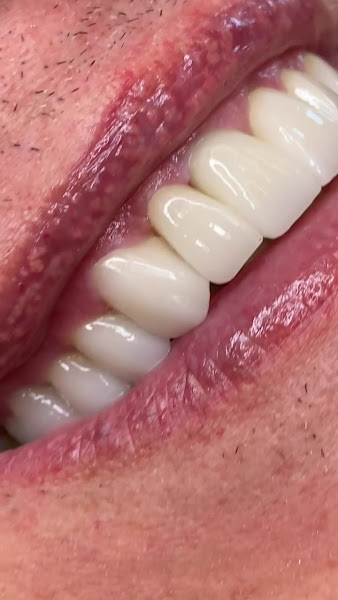 Foto 3 de Helen Daniel Odontologia